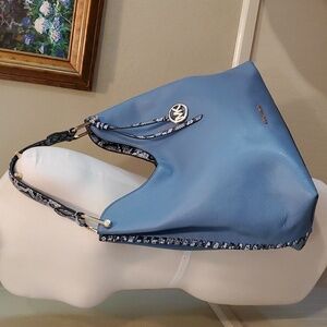 *SALE* Like NEW Michael Kors XL Joan bag with snake and whipstitch trim
